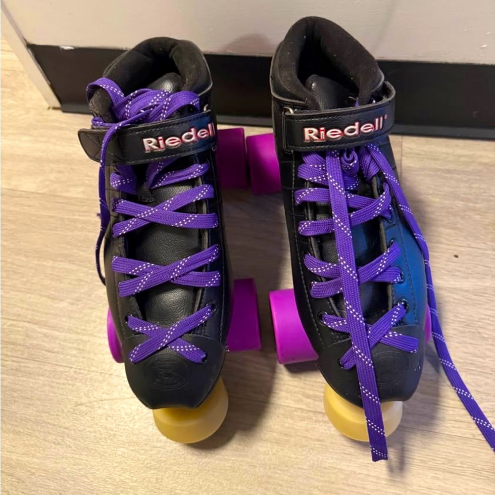 Riedell R3 Demon Roller Derby Skates - Size 9 (woman’s size 9.5-10)
